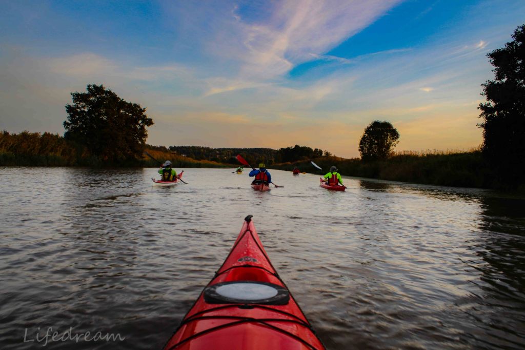 Melomassa Salonjoella ja Wiurilan&nbsp;lahdella.