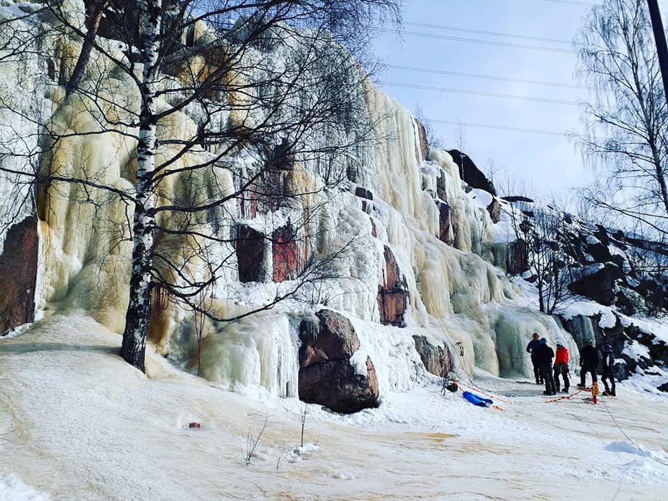 Vuoristokiipeilyn peruskurssi